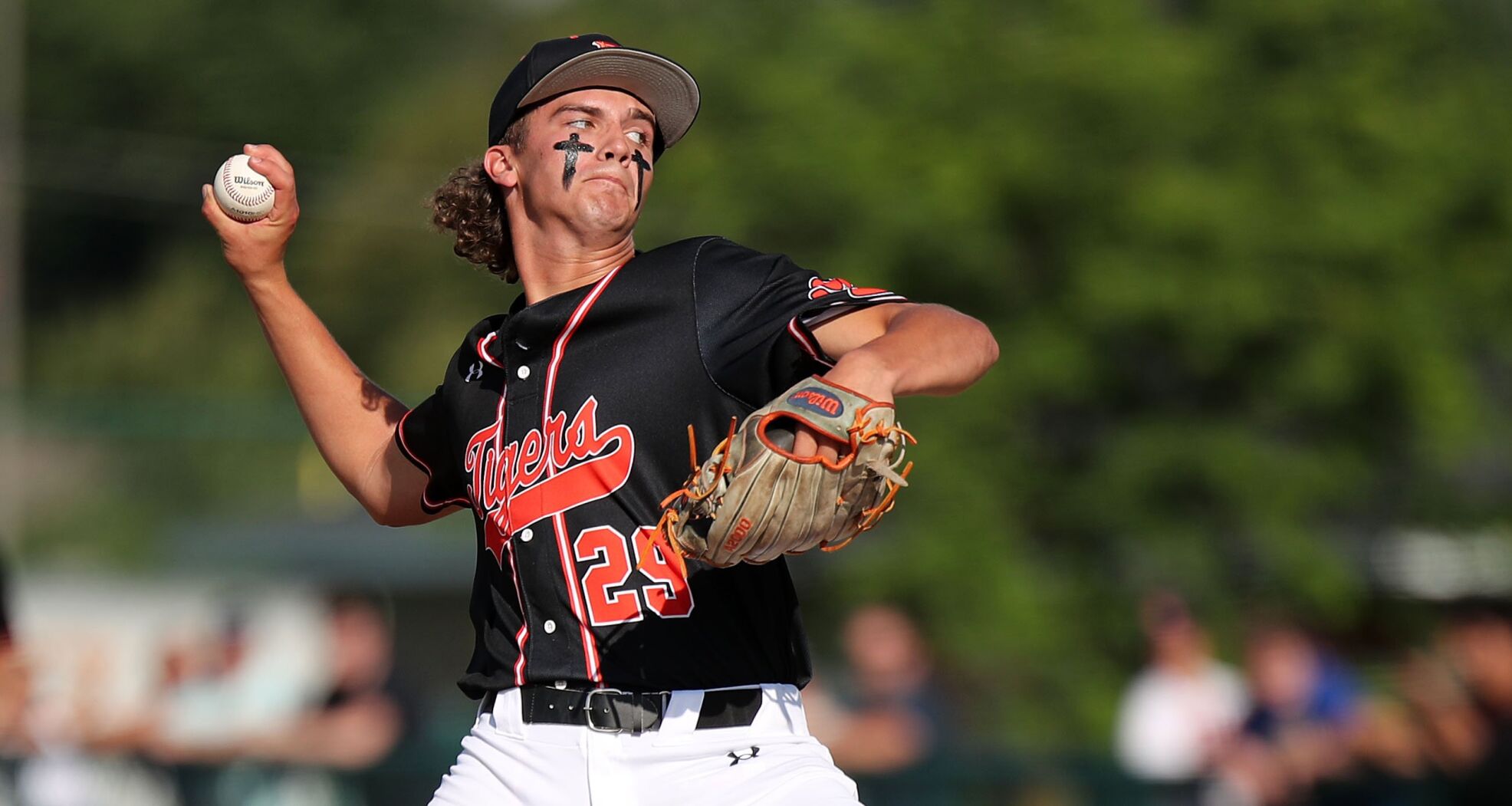 Edwardsville 6, Belleville West 5